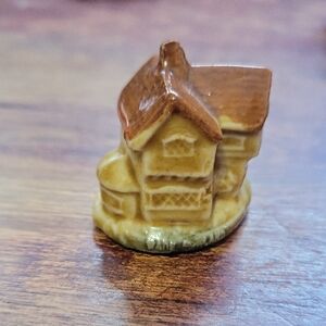 Wade Nursery Rhyme House That Jack Built